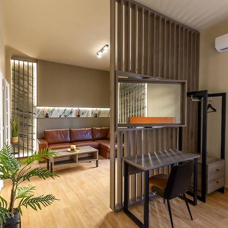 Noho Boutique , Premium Living Dikeou 8 Lägenhet Aten Exteriör bild