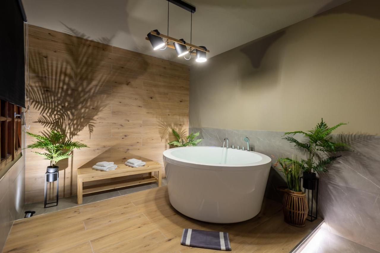 Noho Boutique , Premium Living Dikeou 8 Lägenhet Aten Exteriör bild
