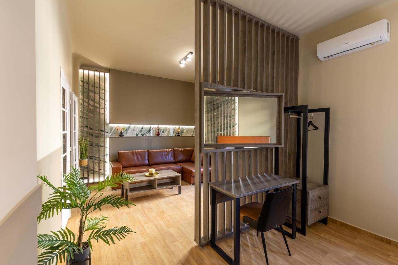 Noho Boutique , Premium Living Dikeou 8 Lägenhet Aten Exteriör bild