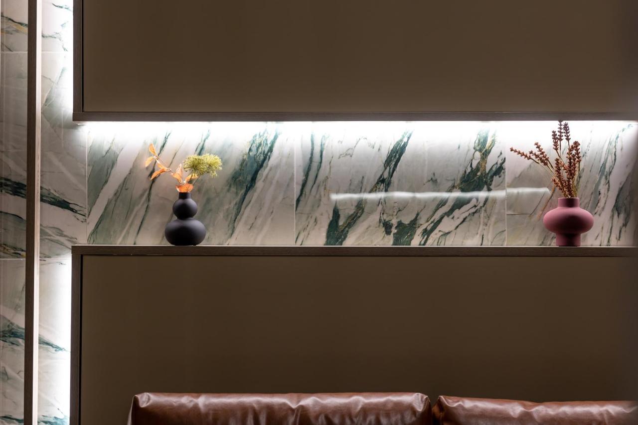 Noho Boutique , Premium Living Dikeou 8 Lägenhet Aten Exteriör bild