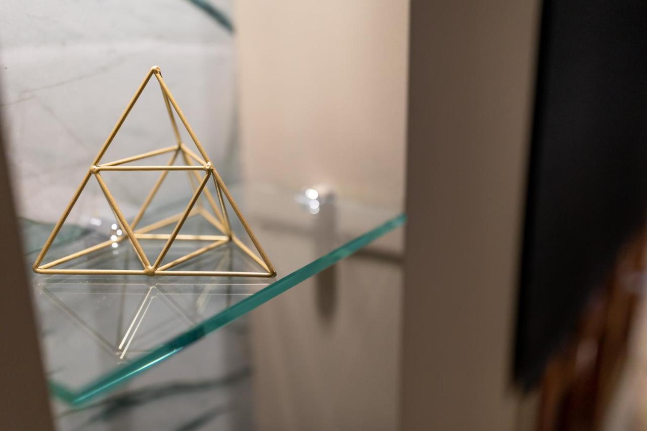 Noho Boutique , Premium Living Dikeou 8 Lägenhet Aten Exteriör bild