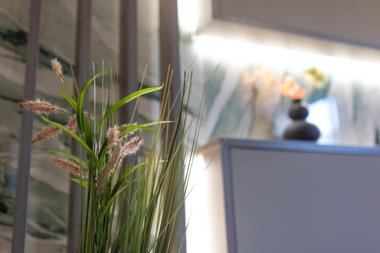 Noho Boutique , Premium Living Dikeou 8 Lägenhet Aten Exteriör bild