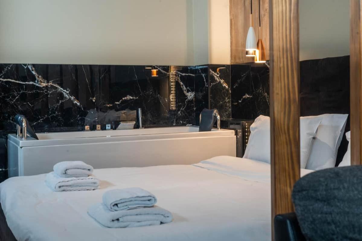 Noho Boutique , Premium Living Dikeou 8 Lägenhet Aten Exteriör bild