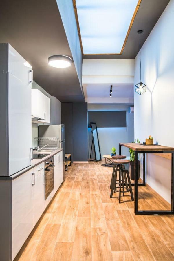 Noho Boutique , Premium Living Dikeou 8 Lägenhet Aten Exteriör bild
